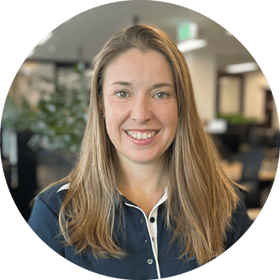 Nicole Finnsson headshot